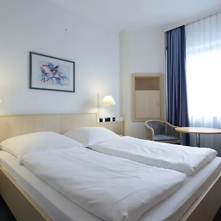 Готель Intercityhotel Ульм