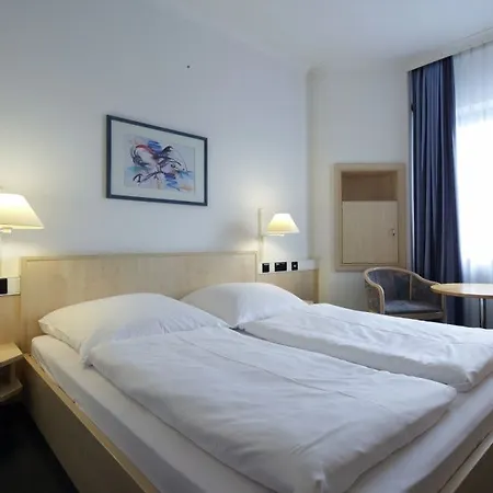 Готель Intercityhotel Ульм