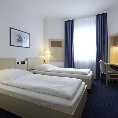 Intercityhotel 3* Ulm