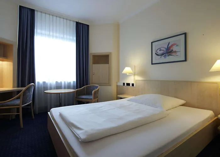Intercityhotel Отель Ульм
