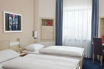 Intercityhotel Отель Ульм