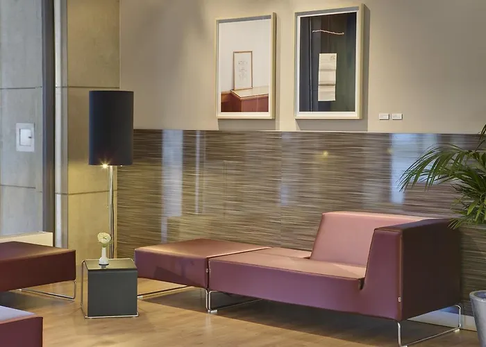 Intercityhotel Отель 3*