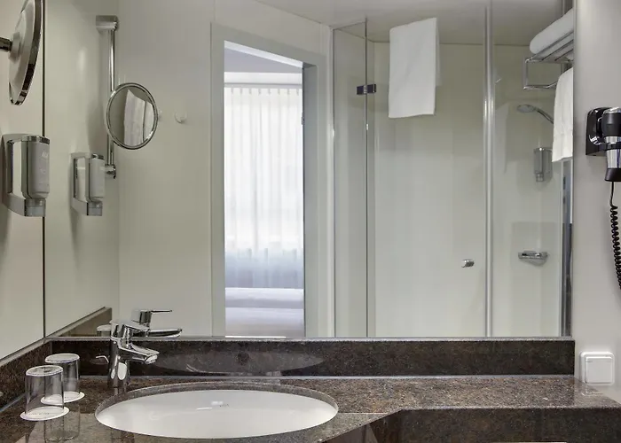 Отель Intercityhotel