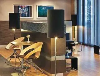 Отель Intercityhotel 3*